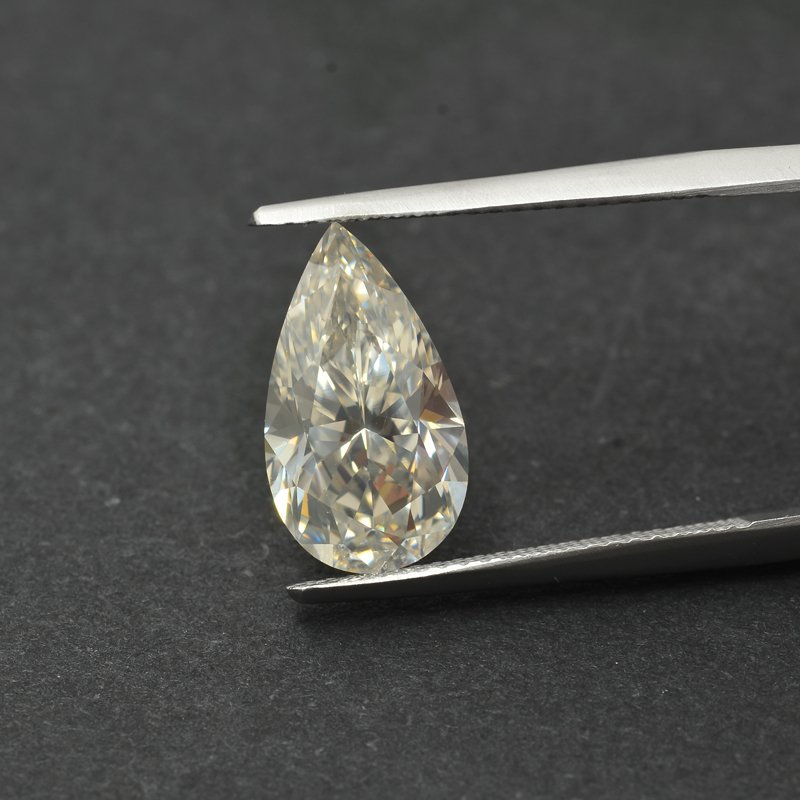 Colorless Diamond, Pear, G, 3.44 Carat